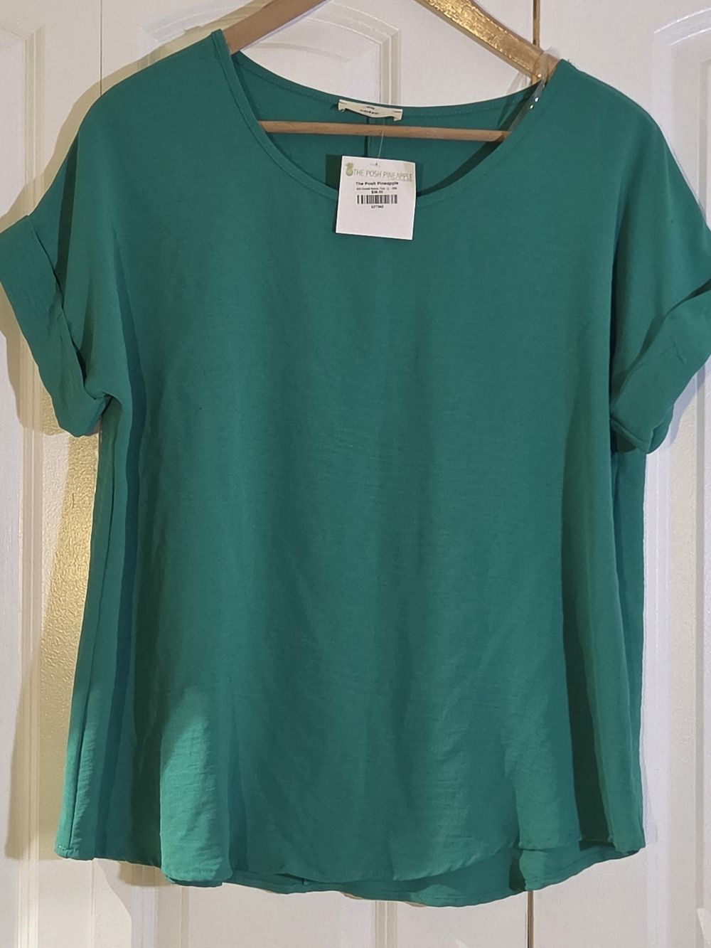 Entro Women's Top Size L Green Short Sleeve Boutique Office Career Blouse NWT